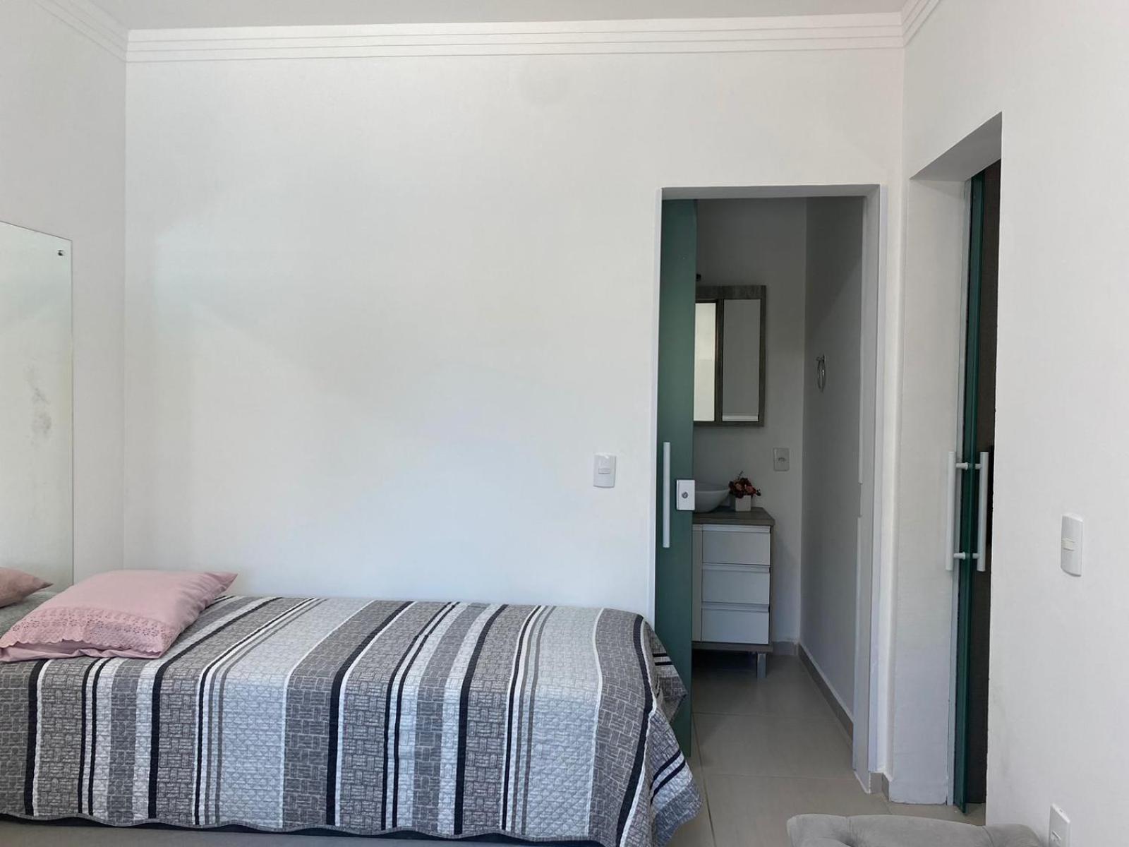 Residencial Com Piscina Possui Jacuzzi Aquecida Com Hidromassagem Villa Bombinhas Exterior photo