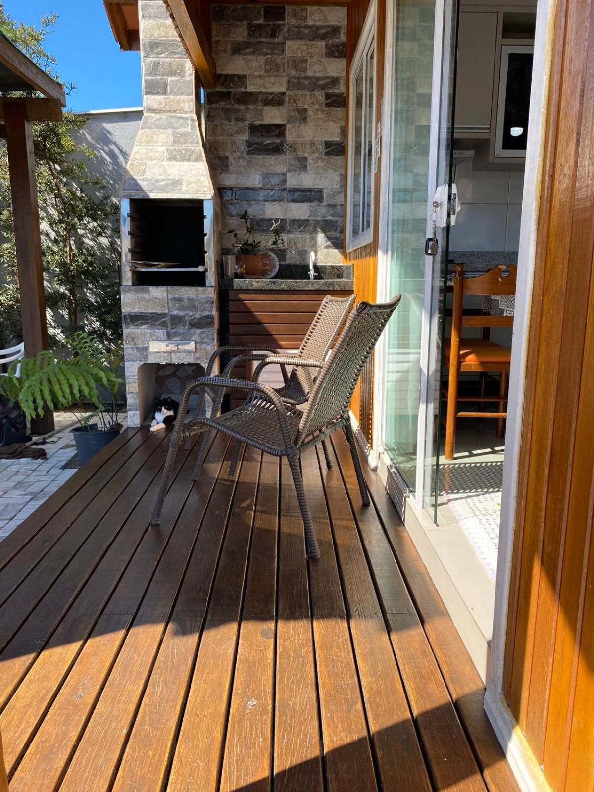 Residencial Com Piscina Possui Jacuzzi Aquecida Com Hidromassagem Villa Bombinhas Exterior photo