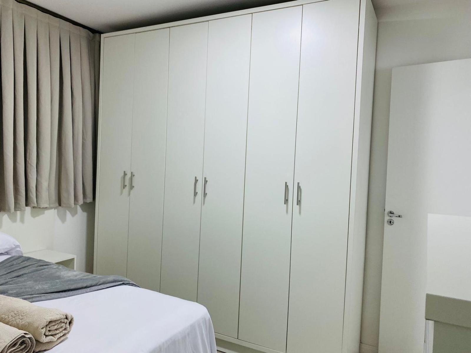 Residencial Com Piscina Possui Jacuzzi Aquecida Com Hidromassagem Villa Bombinhas Exterior photo